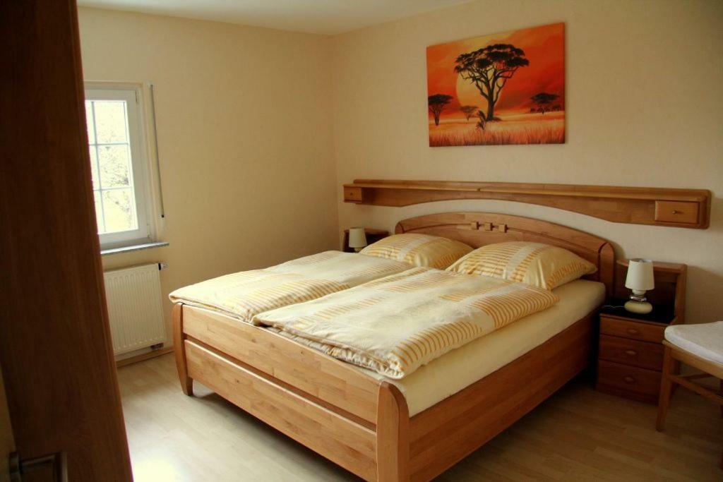 Ferienhaus Hilberath Villa อาเดเนา ภายนอก รูปภาพ