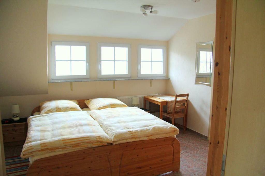 Ferienhaus Hilberath Villa อาเดเนา ภายนอก รูปภาพ